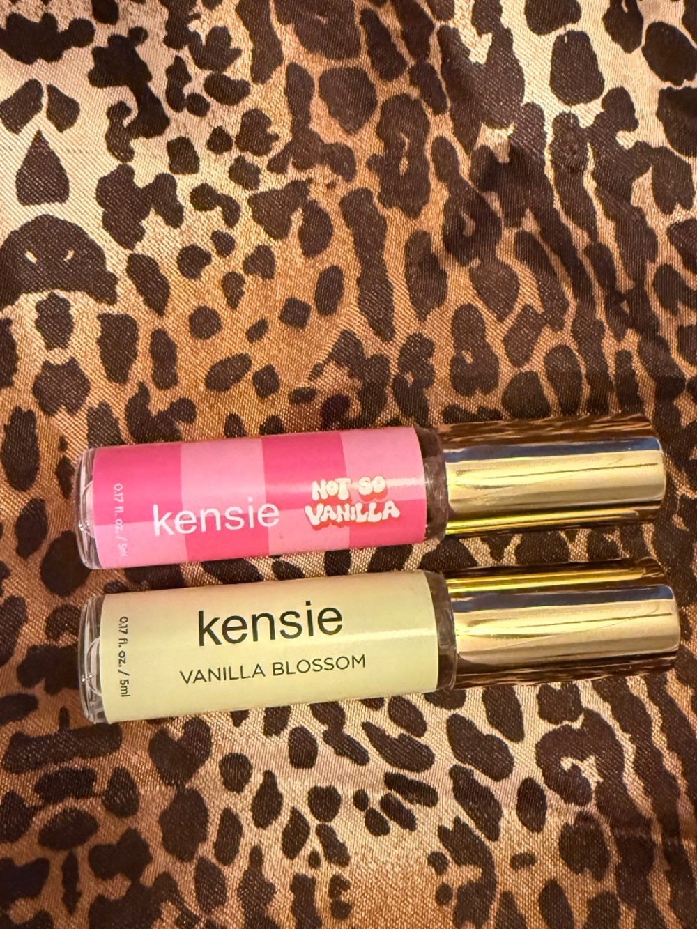 Kensie samples 1 vanilla blossom 2 not so vanilla Both 0.17 oz